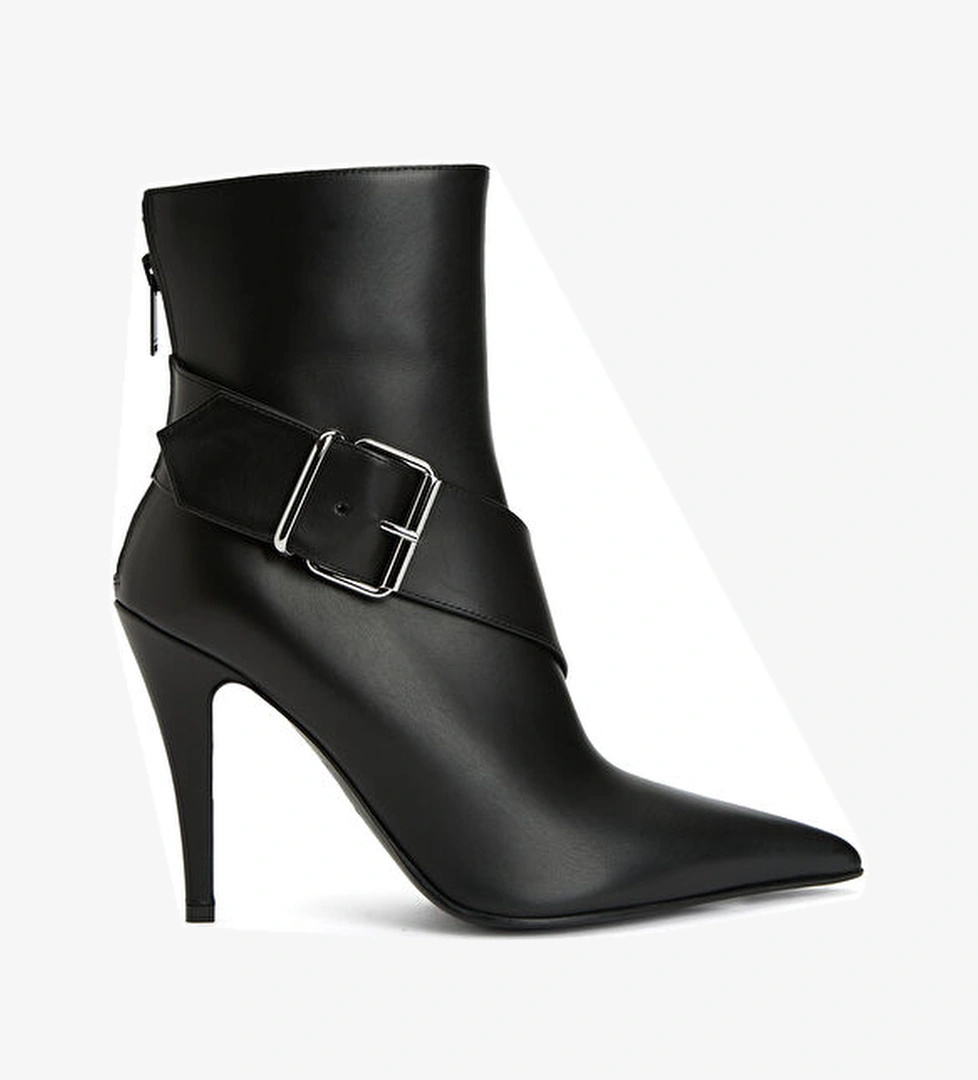 Mcqueen Siyah Kadın Deri Bot model görseli