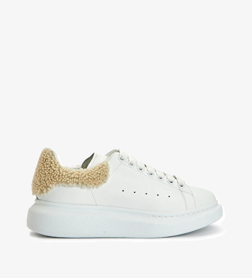 Mcqueen Oversized Bej Beyaz Kadın Deri Sneaker model görseli
