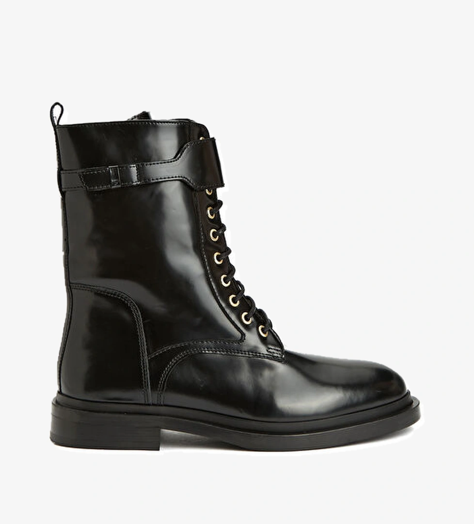 Beymen Club Siyah Logolu Kadın Deri Bot model görseli