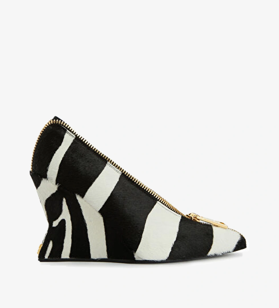 Balmain Siyah Beyaz Desenli Deri Topuklu Ayakkabı model görseli