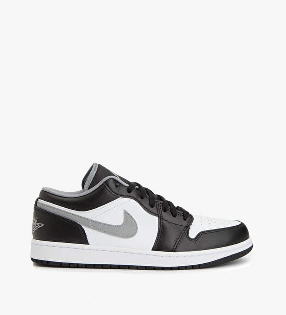 Nike Air Jordan 1 Low Siyah Beyaz Erkek Deri Sneaker model görseli