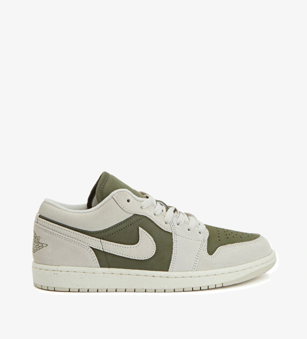 Nike Air Jordan 1 Low SE Erkek Deri Sneaker model görseli