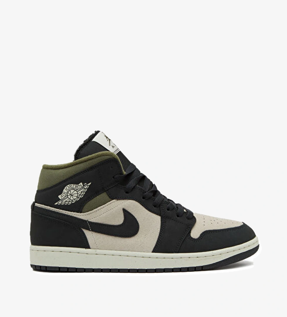 Nike Air Jordan 1 Mid SE Beyaz Erkek Deri Sneaker model görseli