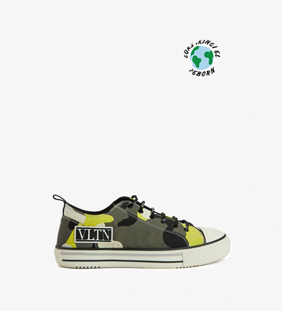Beymen Reborn Valentino Garavani Erkek Sneakers model görseli