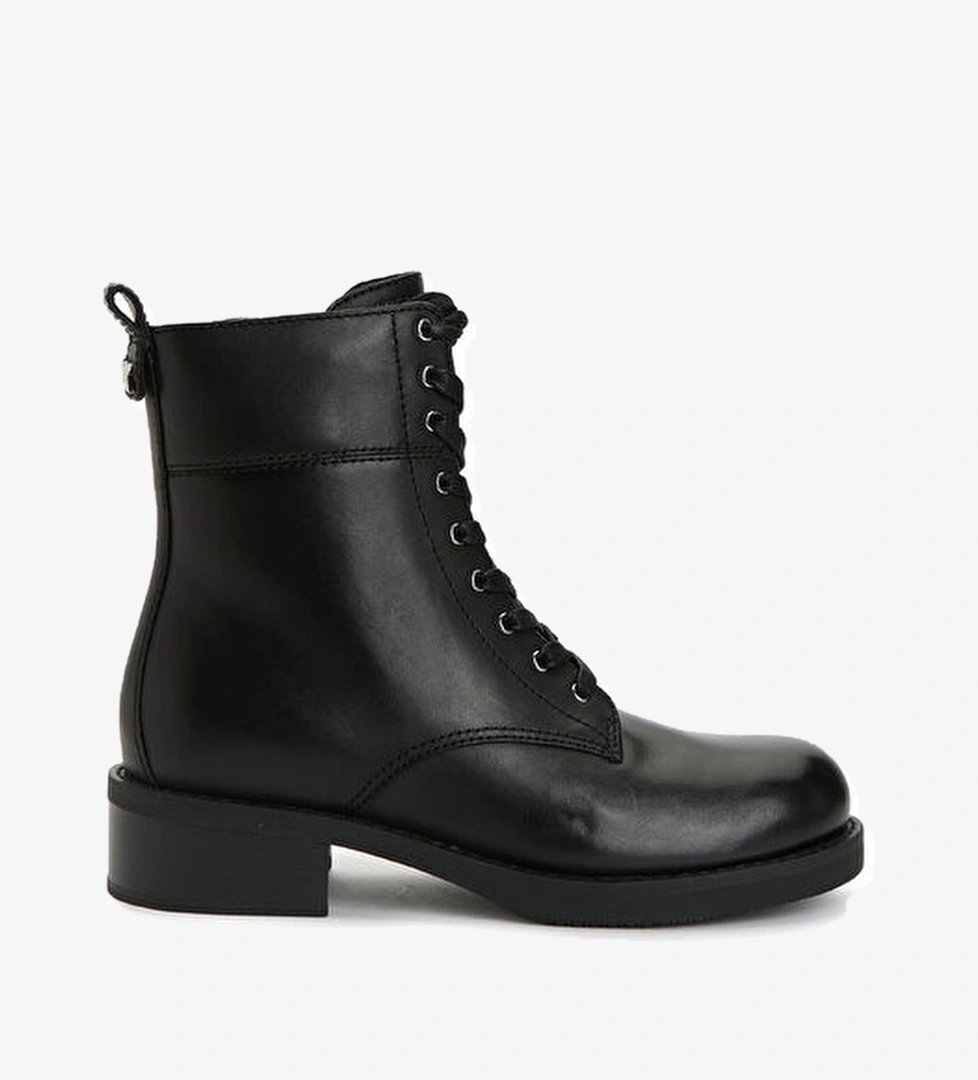 Michael Michael Kors Lyle Siyah Kadın Deri Bot model görseli