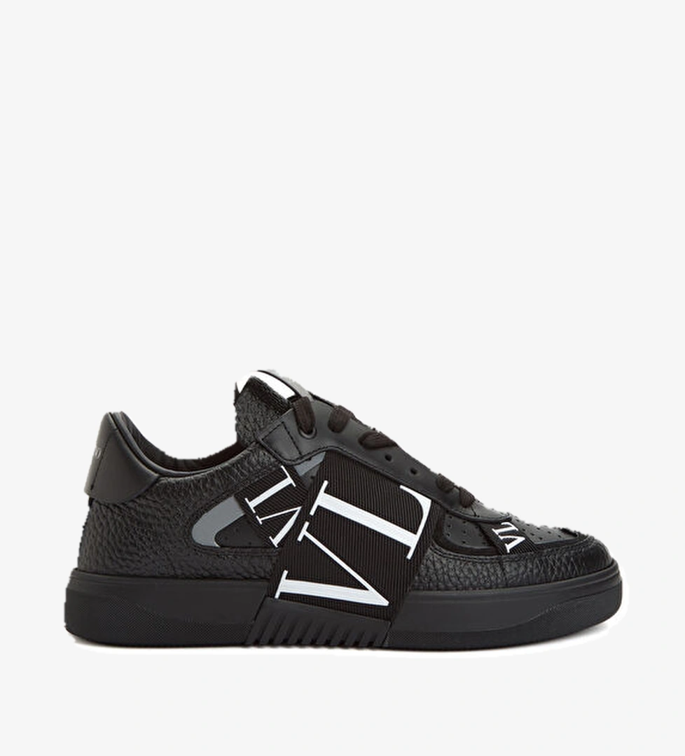 Valentino Garavani VLTN Siyah Erkek Deri Sneaker model görseli
