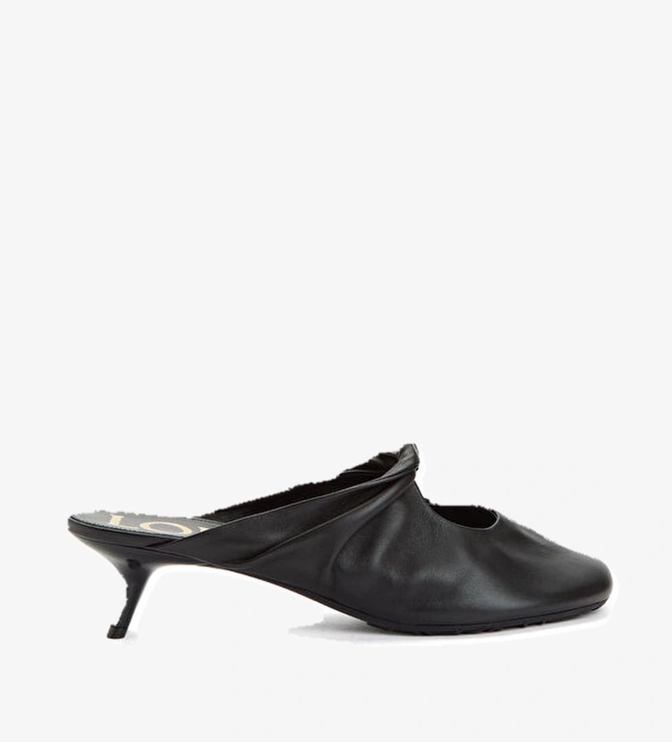 Loewe Siyah Kadın Deri Terlik model görseli