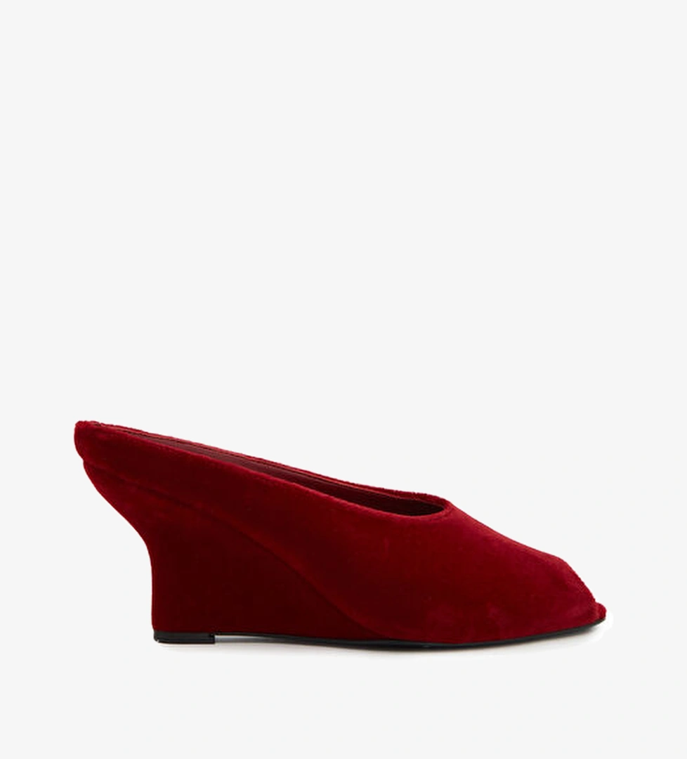 Toteme Kırmızı Kadın Kadife Terlik model görseli