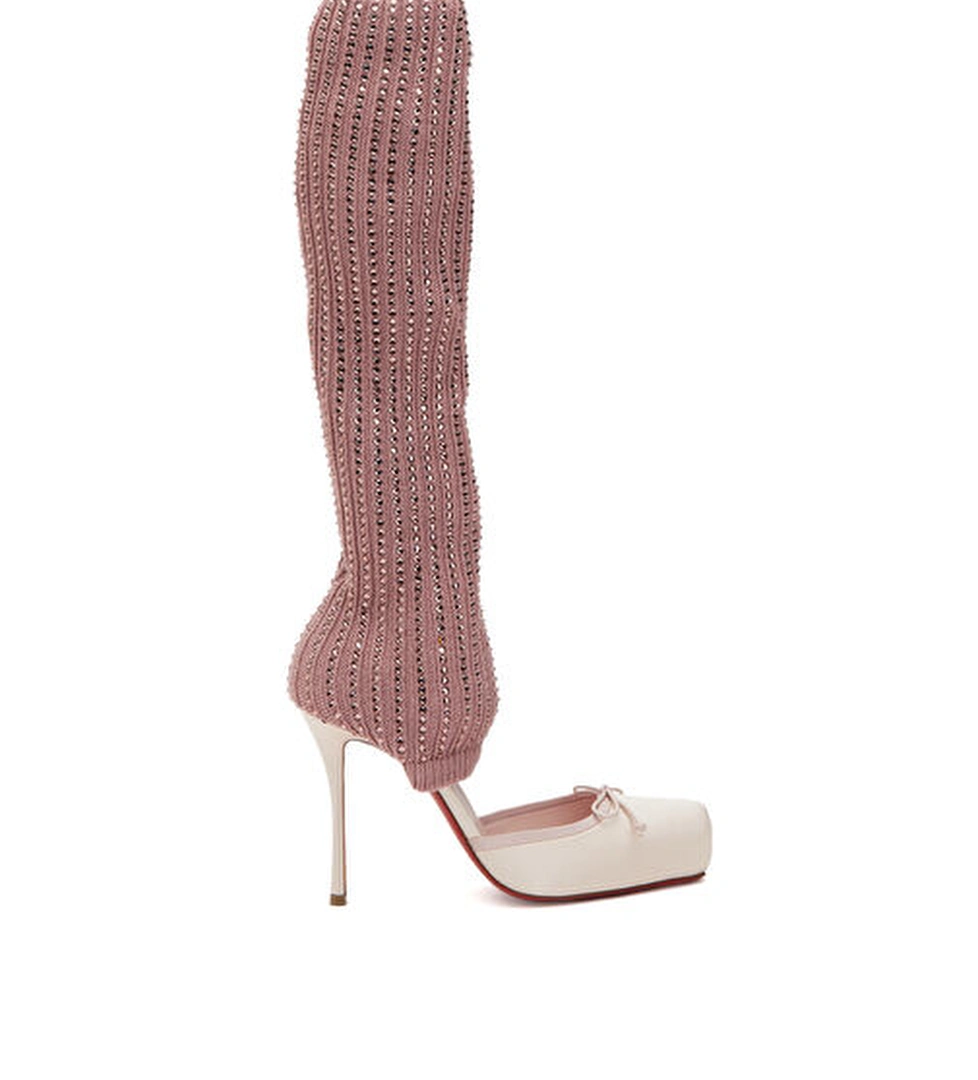 Christian Louboutin Cassia Annmac Açık Pembe İpek Topuklu Ayakkabı model görseli