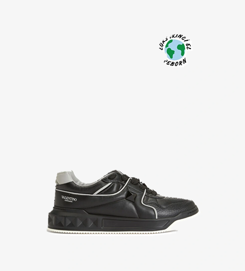 Beymen Reborn Valentino Garavani Erkek Sneakers model görseli