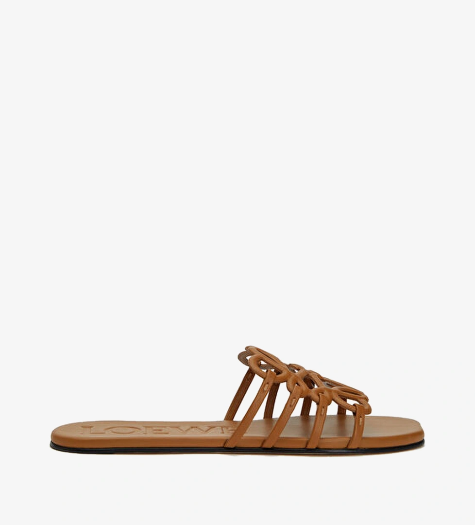 Loewe Loewe Petal Anagram