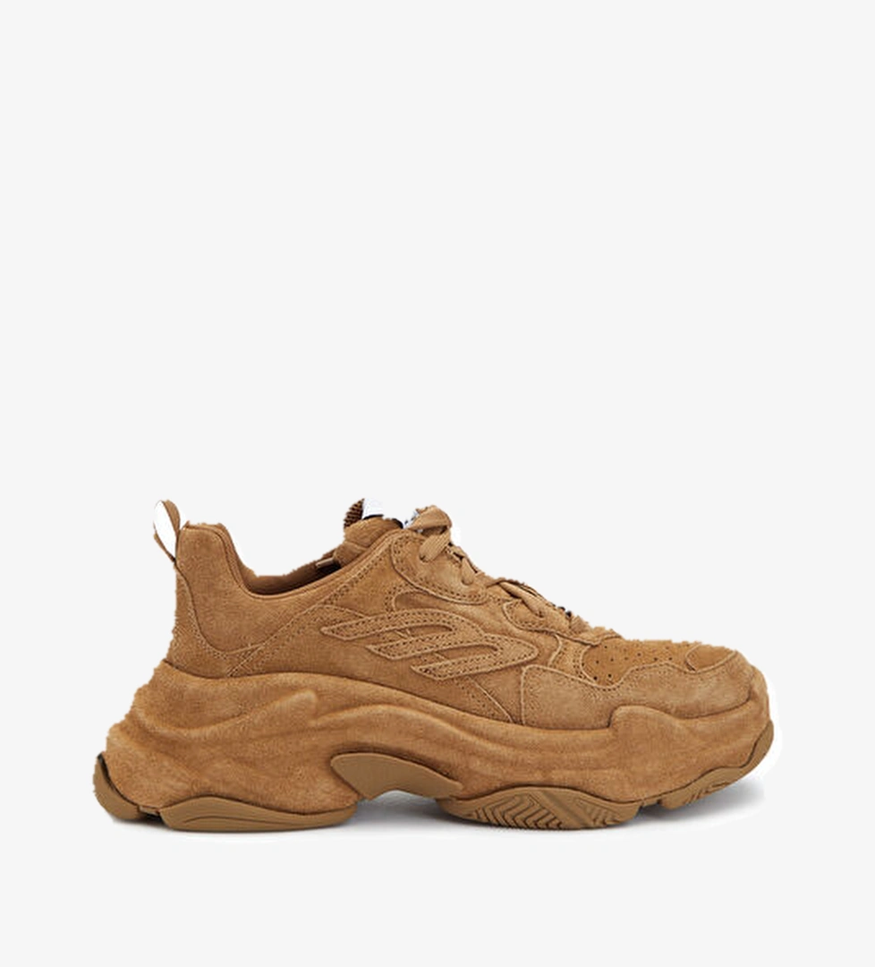 Balenciaga SNEAKERS model görseli