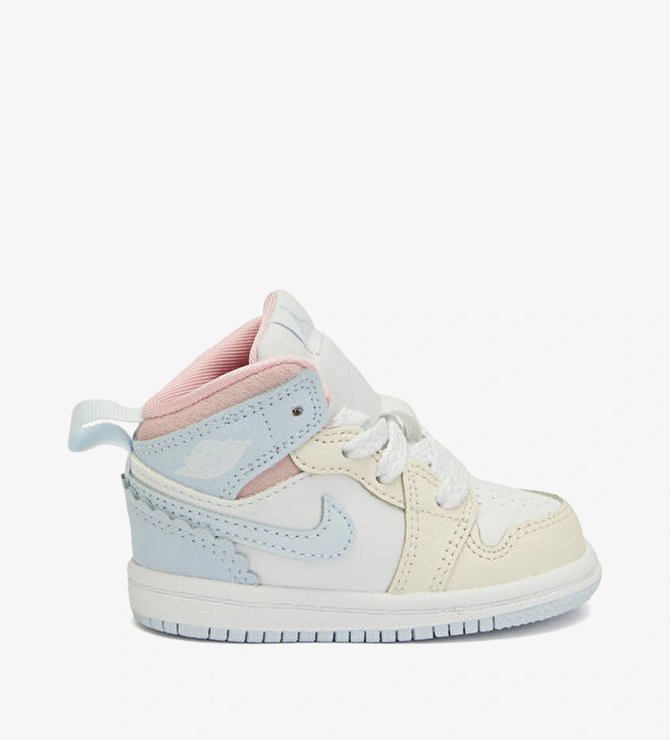Nike Mavi Nike Jordan 1
