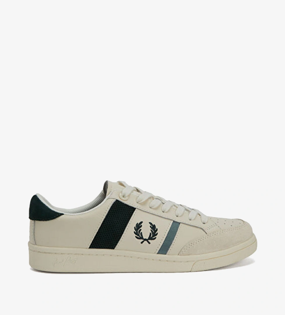 Fred Perry Ekru Fred Perry B725