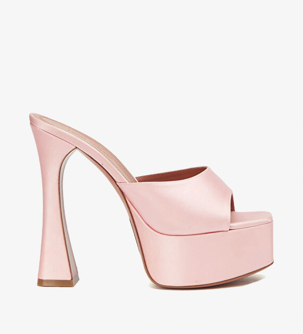 Beymen Reborn Pembe Beymen Reborn Amina