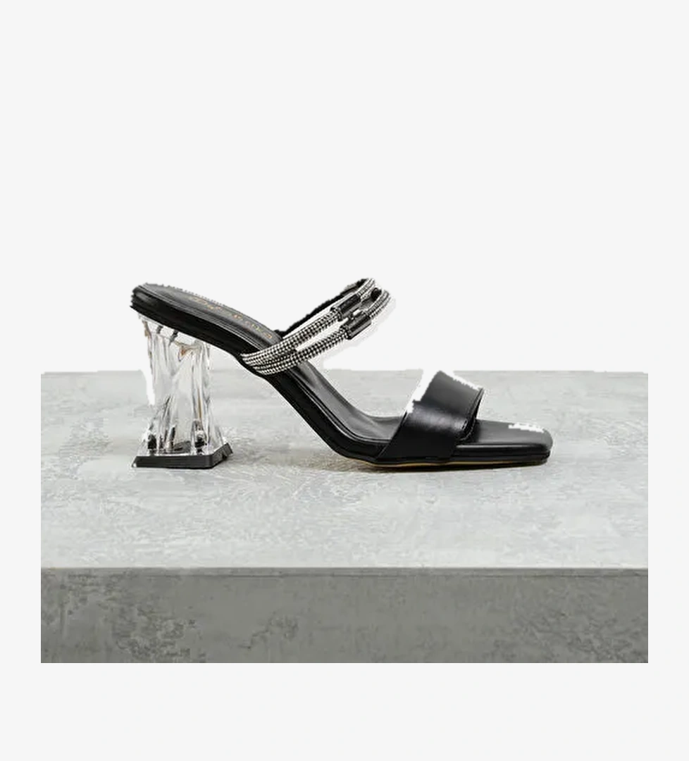 F By Fabrika F By Fabrika Siyah Kadın Topuklu Sandalet HEAL model görseli