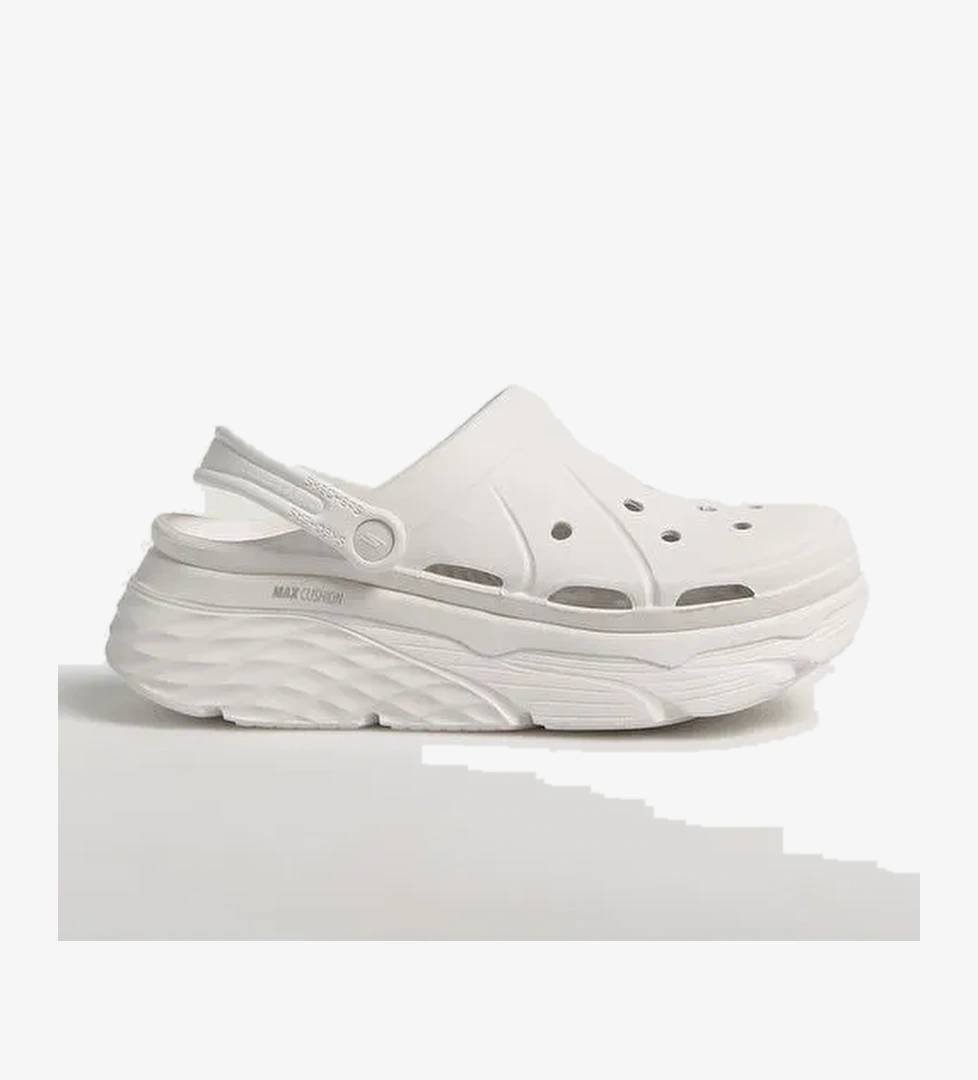 Skechers Skechers 111127 WHT MAX CUSHIONING FOAMIES Beyaz Kadın Sandalet model görseli
