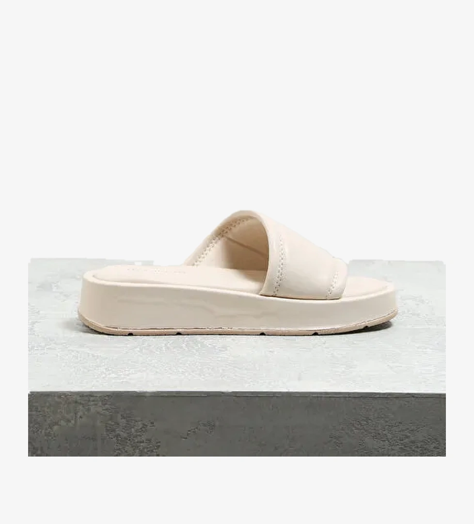 F By Fabrika F By Fabrika Bej Kadın Terlik PATNIRA model görseli