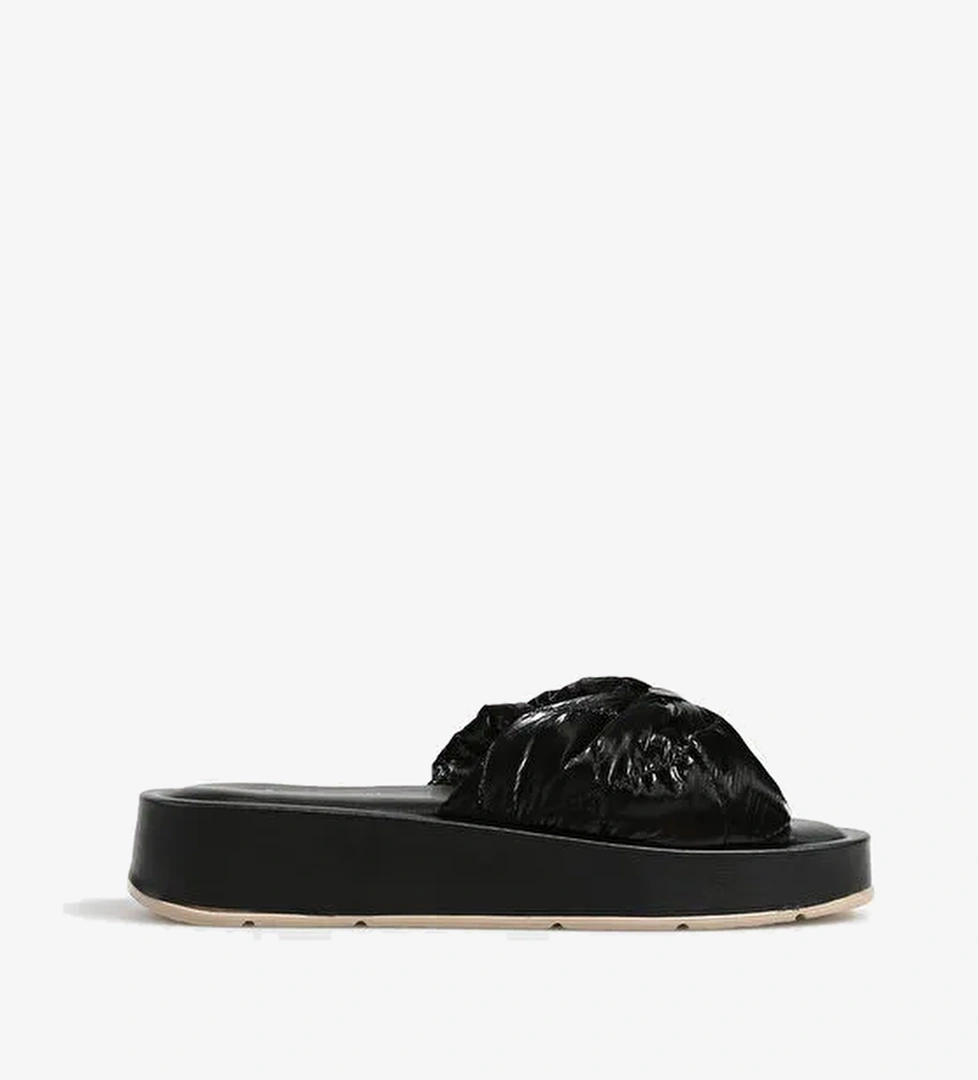 F By Fabrika F By Fabrika Siyah Kadın Terlik BERNANSI model görseli