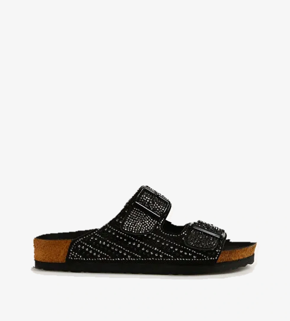 Siyah Kadın Terlik SHIRE