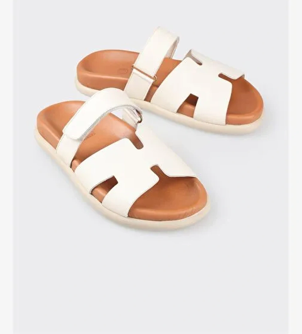 Ekru Deri Kadın Düz Terlik - Görsel 1