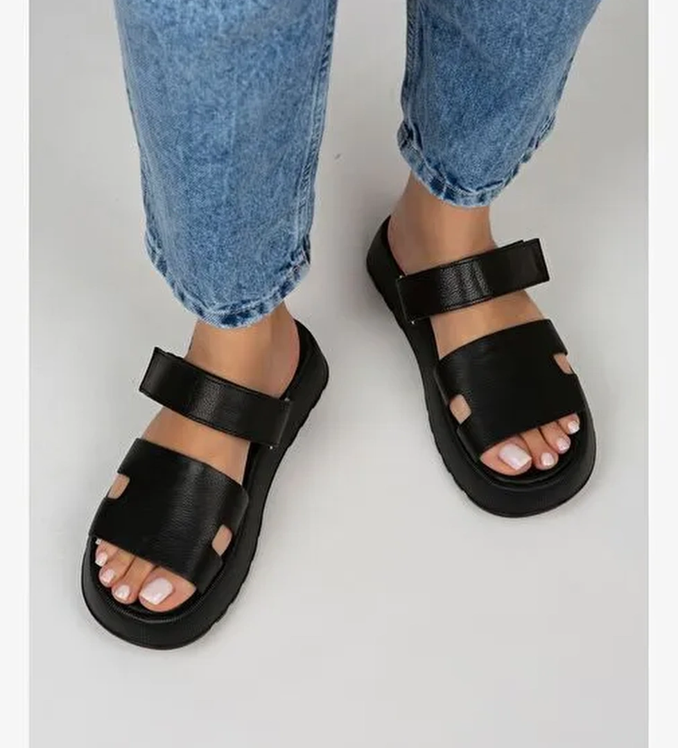 Manijero Siyah Kadın Deri Terlik MNJ.031.09 - Görsel 1