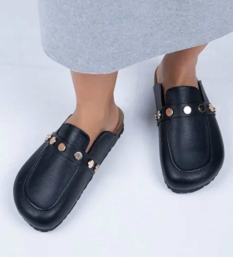 Manijero Bonita Kadın Hakiki Deri Zımbalı Siyah - Gold Terlik - Görsel 1