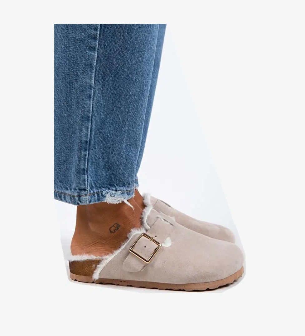 Manijero Bej Kadın Süet - Kürklü Terlik MNJ.098.02 - Görsel 1