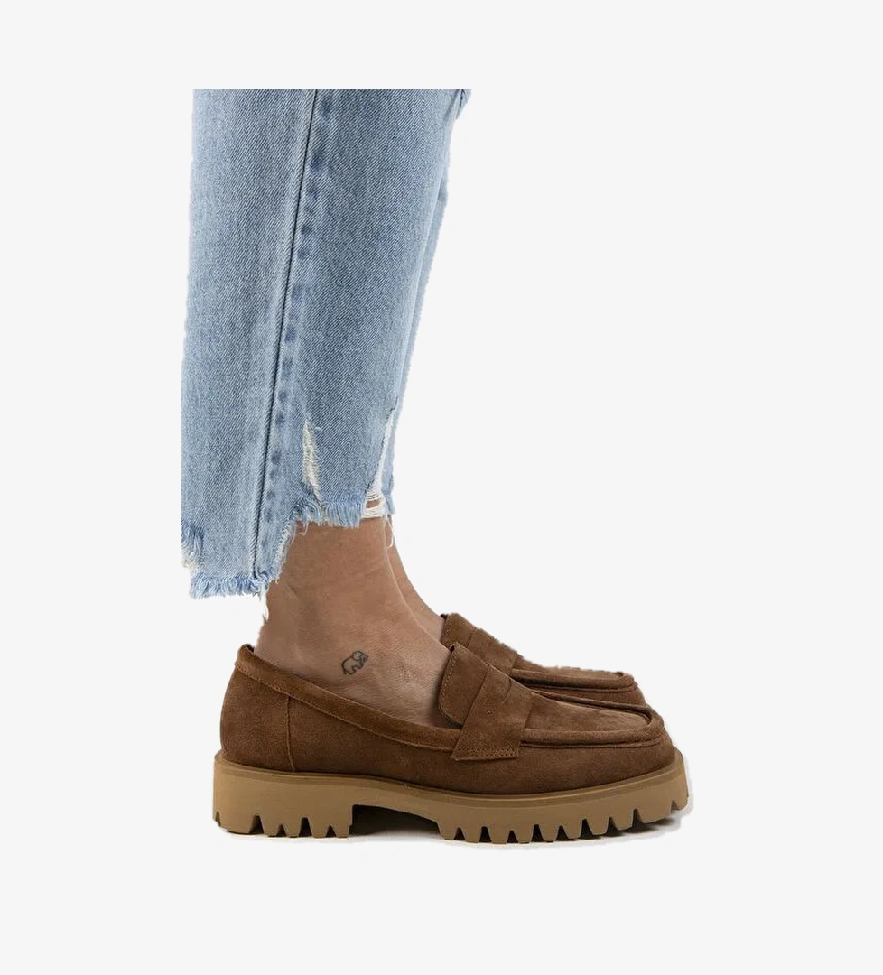 Manijero Cepmen Kadın Hakiki Deri Köşeli Loafer Taba Süet Ayakkabı - Görsel 1