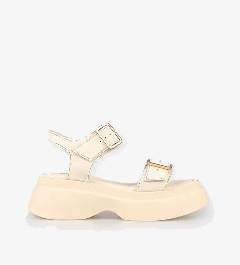 Bej Deri Kadın Dolgu Topuk Sandalet - Görsel 1