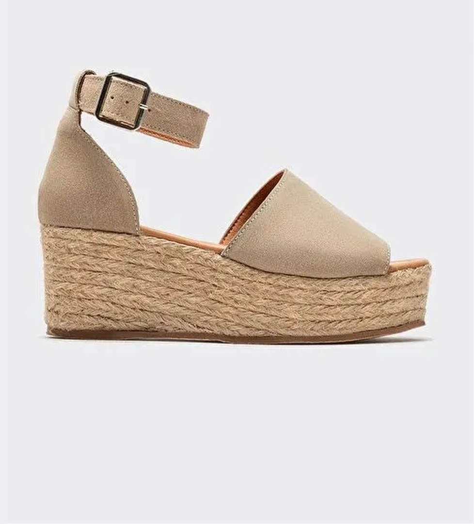 Bej Deri Kadın Dolgu Topuklu Sandalet - Görsel 1