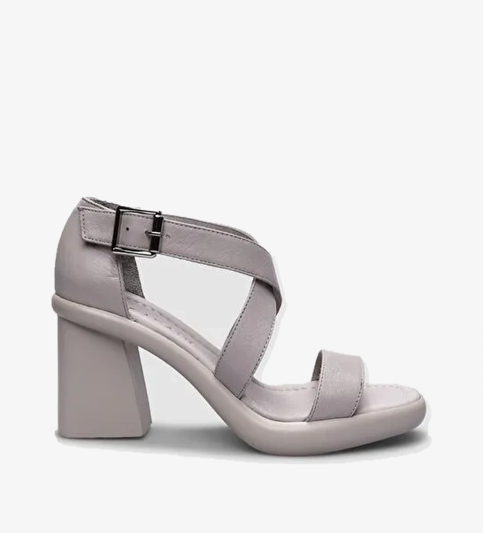 %100 Hakiki Deri Gri Tokalı Kadın Topuklu Sandalet - Görsel 1