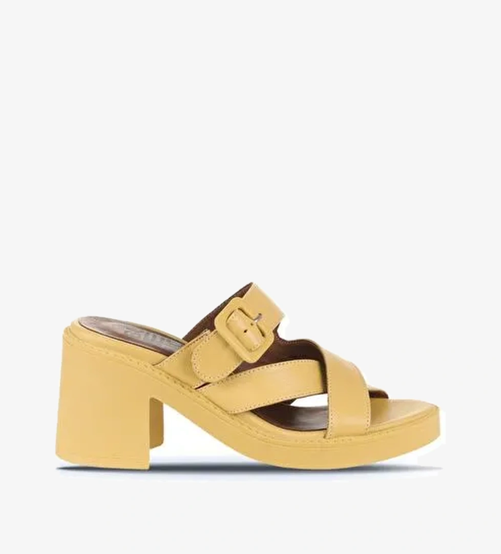 Bueno Shoes Sarı Deri Kadın Topuklu Terlik 01wa1701 - Görsel 1