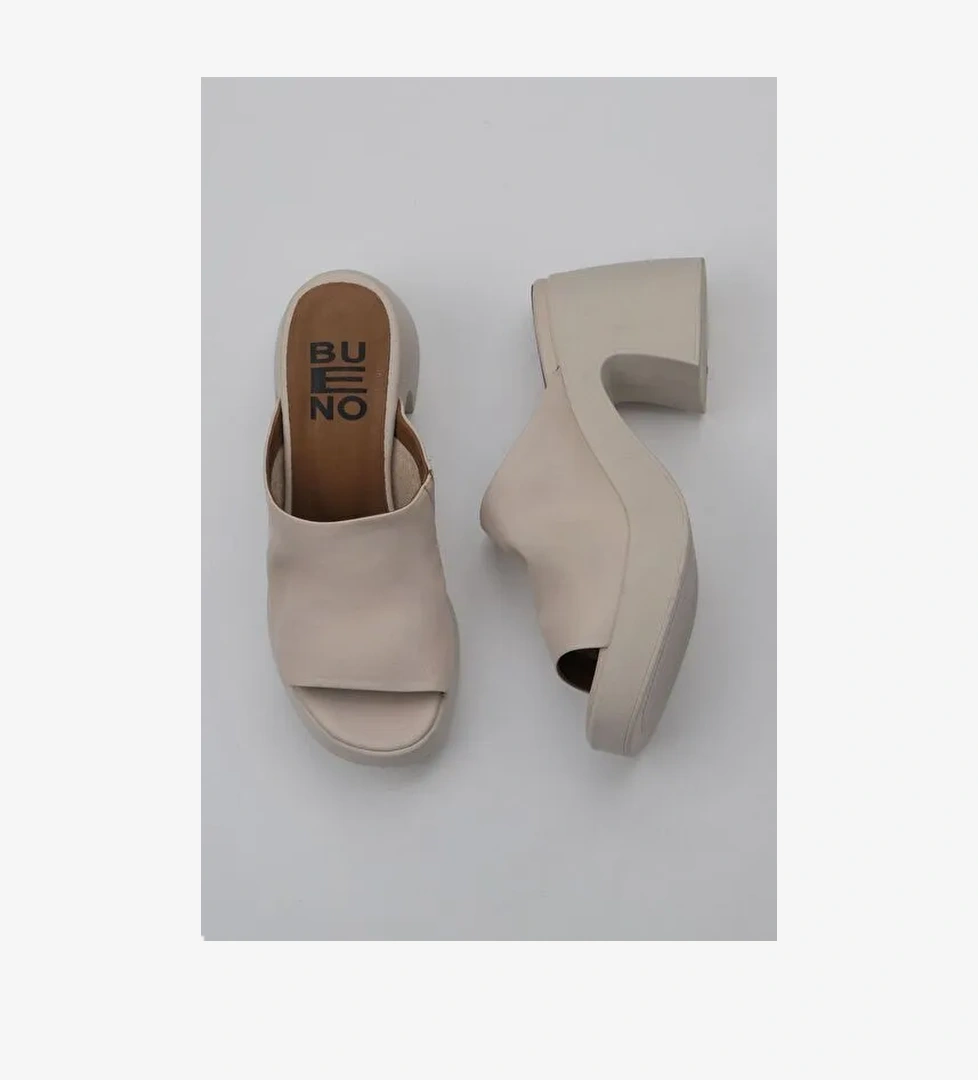 Bueno Shoes Krem Deri Kadın Topuklu Terlik 01wy12200 - Görsel 1