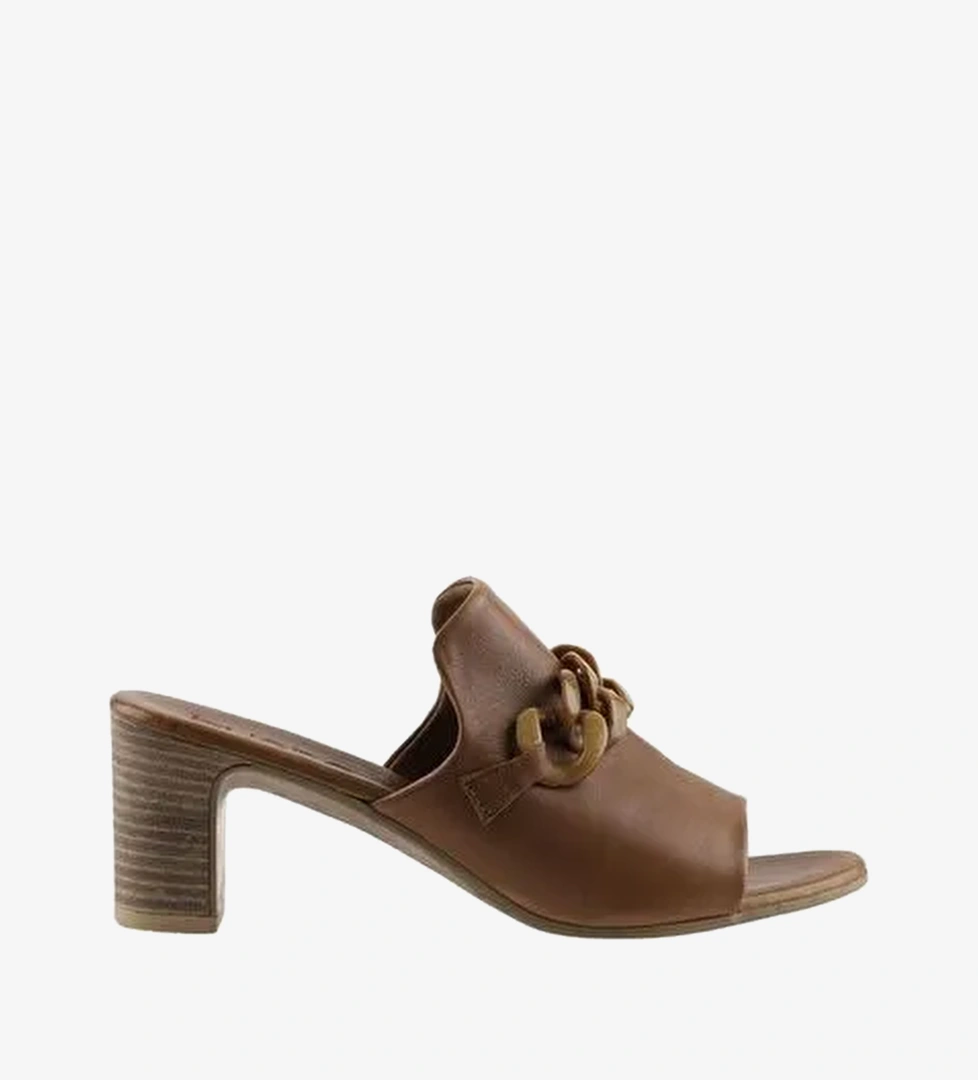 Bueno Shoes Kahverengi Deri Kadın Topuklu Terlik 01wu9502