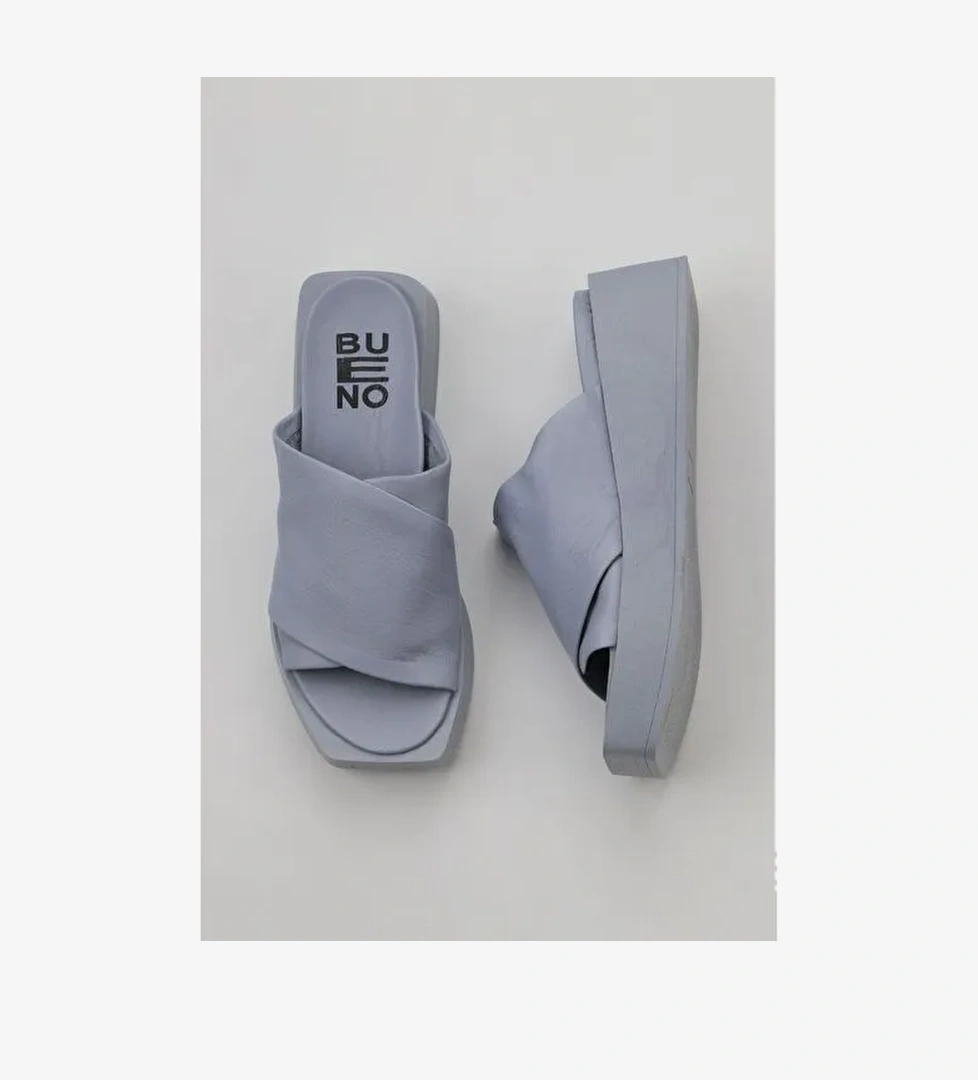 Bueno Shoes Mavi Deri Kadın Dolgu Topuklu Terlik 01wy5906 - Görsel 1