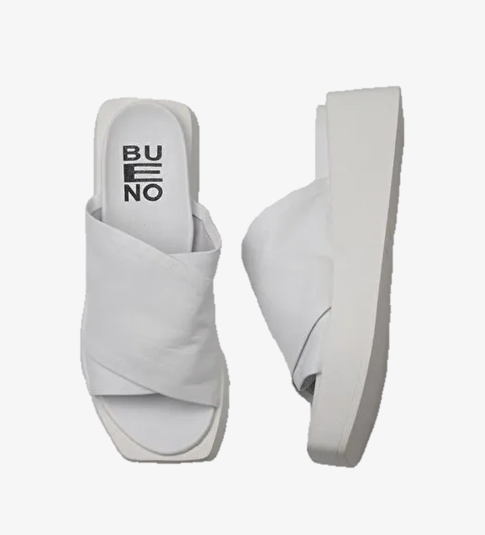 Bueno Shoes Beyaz Deri Kadın Dolgu Topuklu Terlik 01wy5906