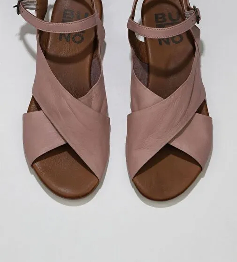 Bueno Shoes Gül Kurusu Deri Kadın Sandalet 01wu7477 - Görsel 1