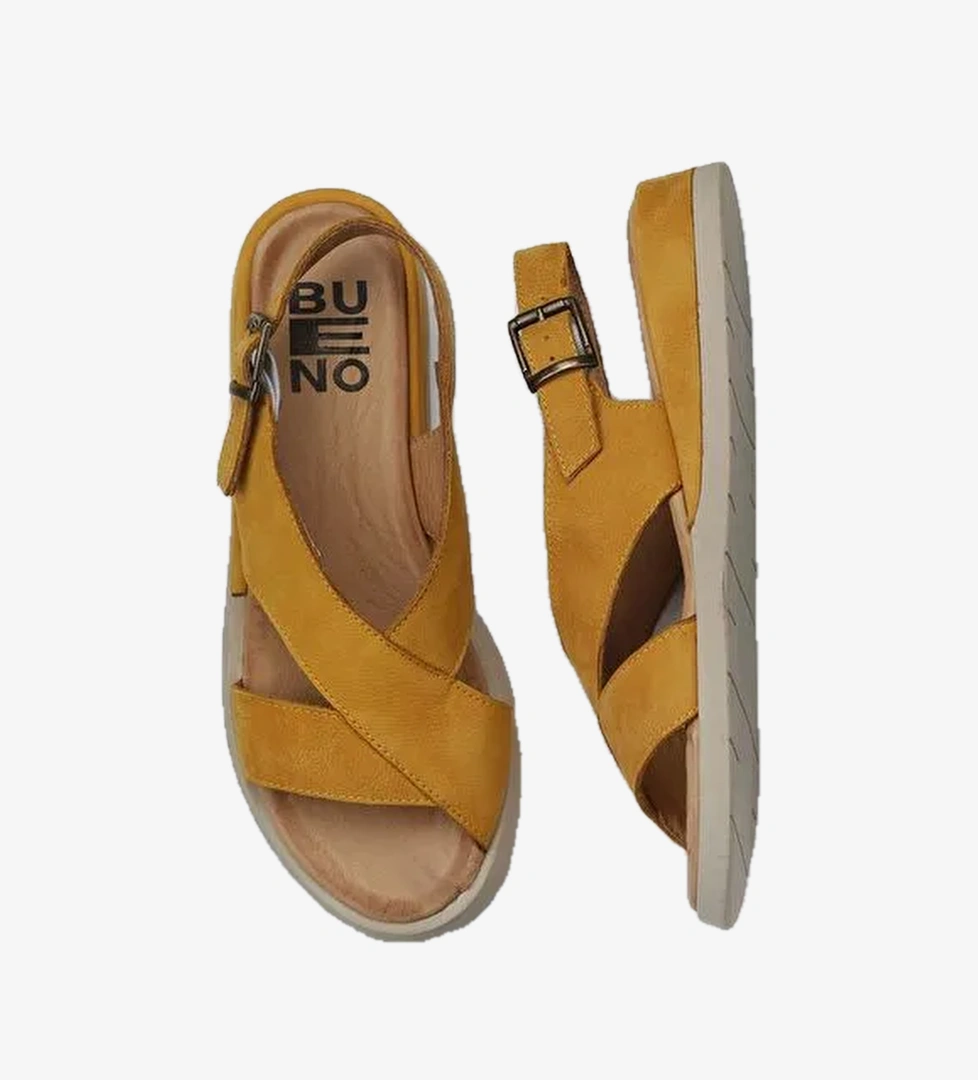 Bueno Shoes Sarı Nubuk Kadın Düz Sandalet 01wy5102