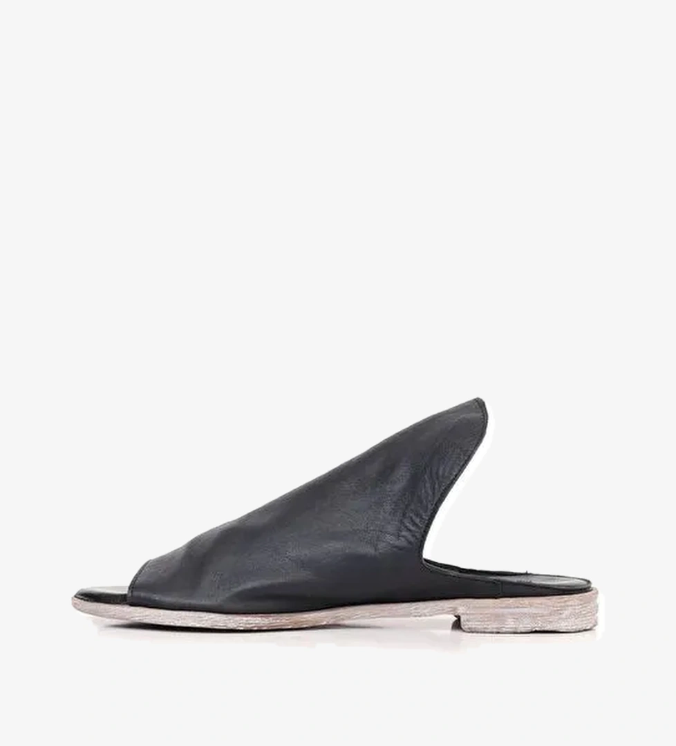 Bueno Shoes Siyah Deri Kadın Düz Terlik 01wn5019 - Görsel 1