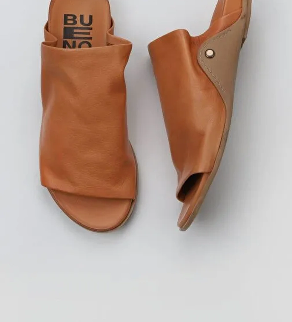 Bueno Shoes Taba Deri Kadın Düz Terlik 01wu7602 - Görsel 1