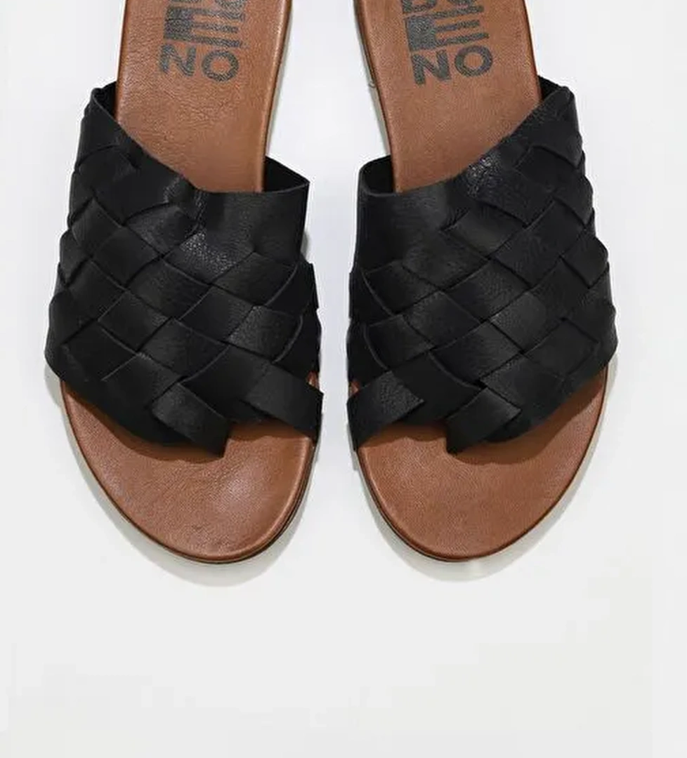 Bueno Shoes Siyah Deri Kadın Parmak Arası Terlik 01wq0501 - Görsel 1