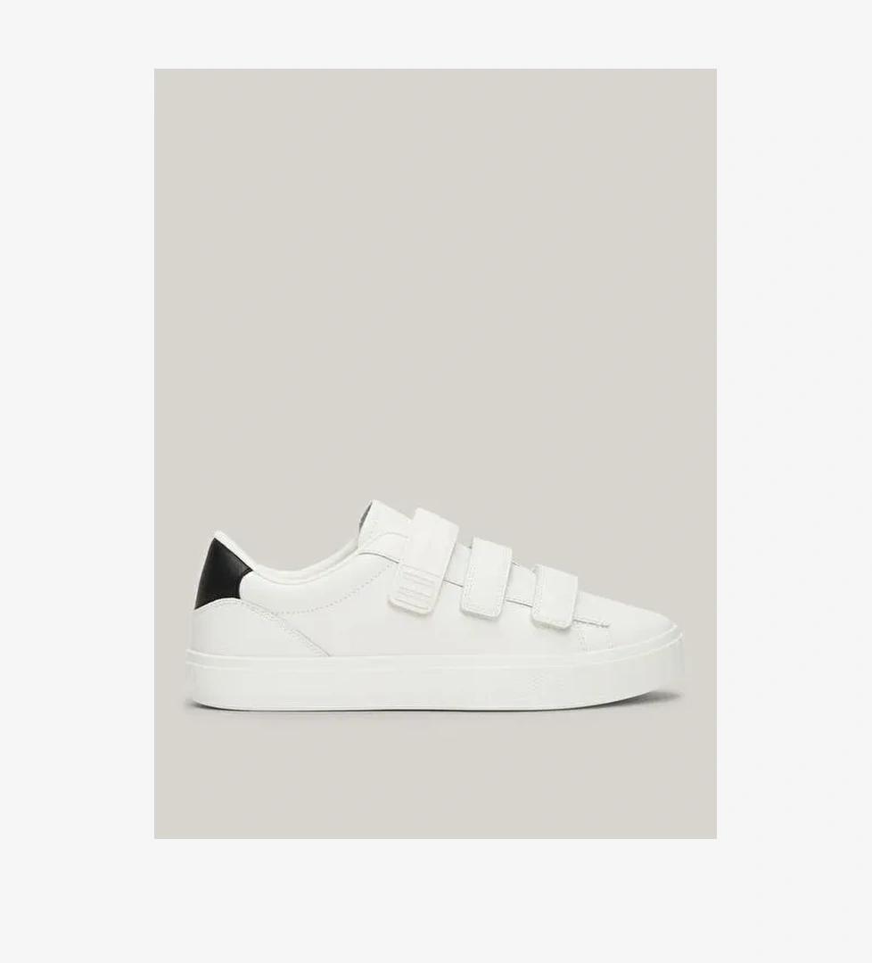 Tommy Hilfiger Tommy Hilfiger Beyaz-Siyah Kadın Deri Sneaker EN0EN02568YBL model görseli