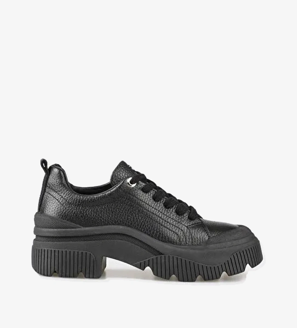 Siyah Deri Kadın Spor Ayakkabı - Görsel 1