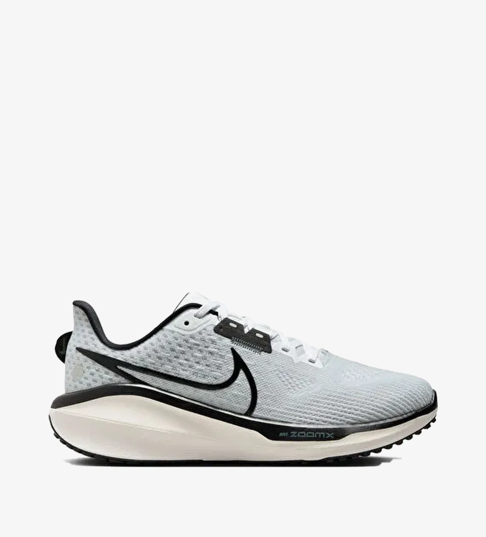 Nike FB8502-104 W NIKE VOMERO 17 Beyaz Kadın Koşu Ayakkabısı