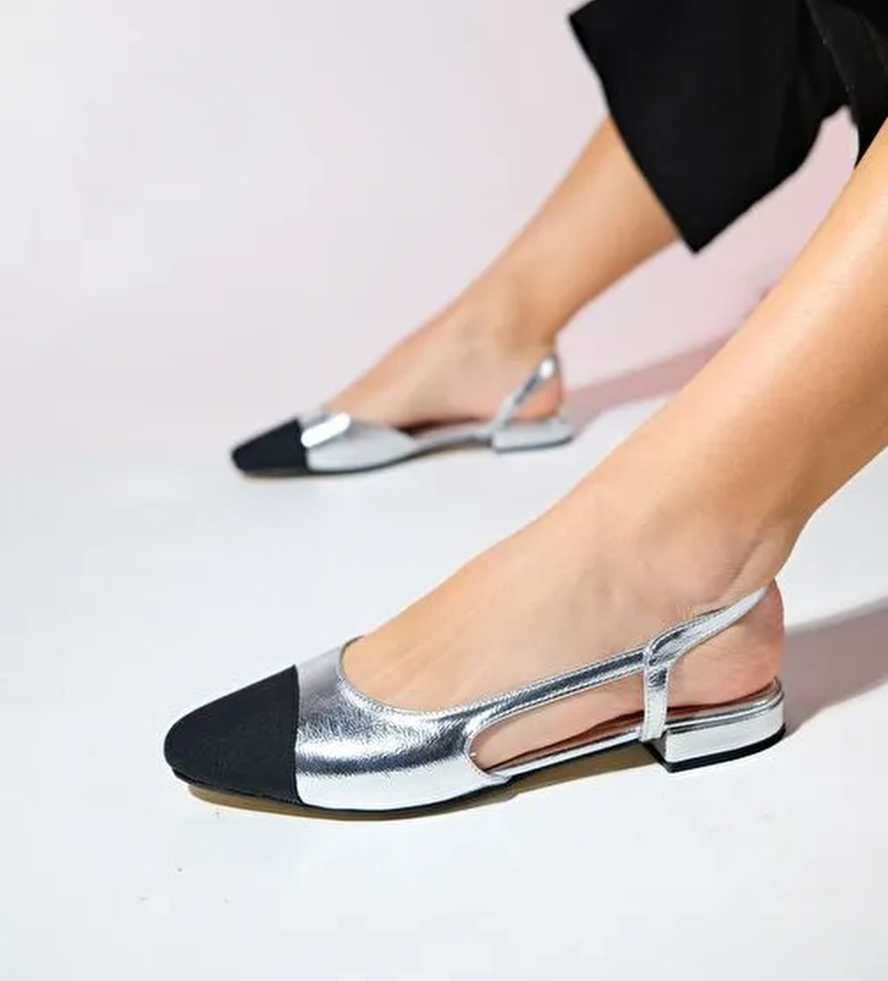 LUJO Gümüş Kadın Arkası Açık Düz Babet Ayakkabı