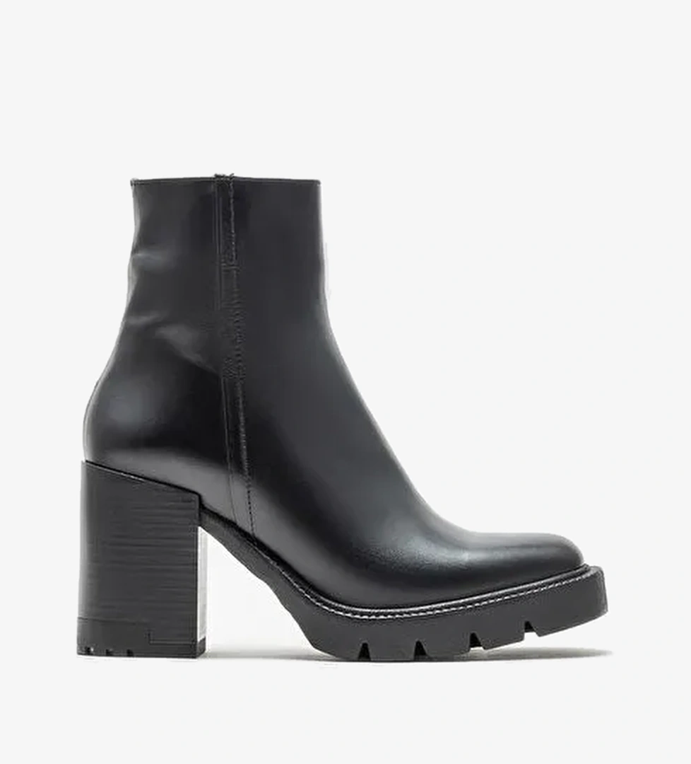 Siyah Deri Kadın Topuklu Bot - Görsel 1