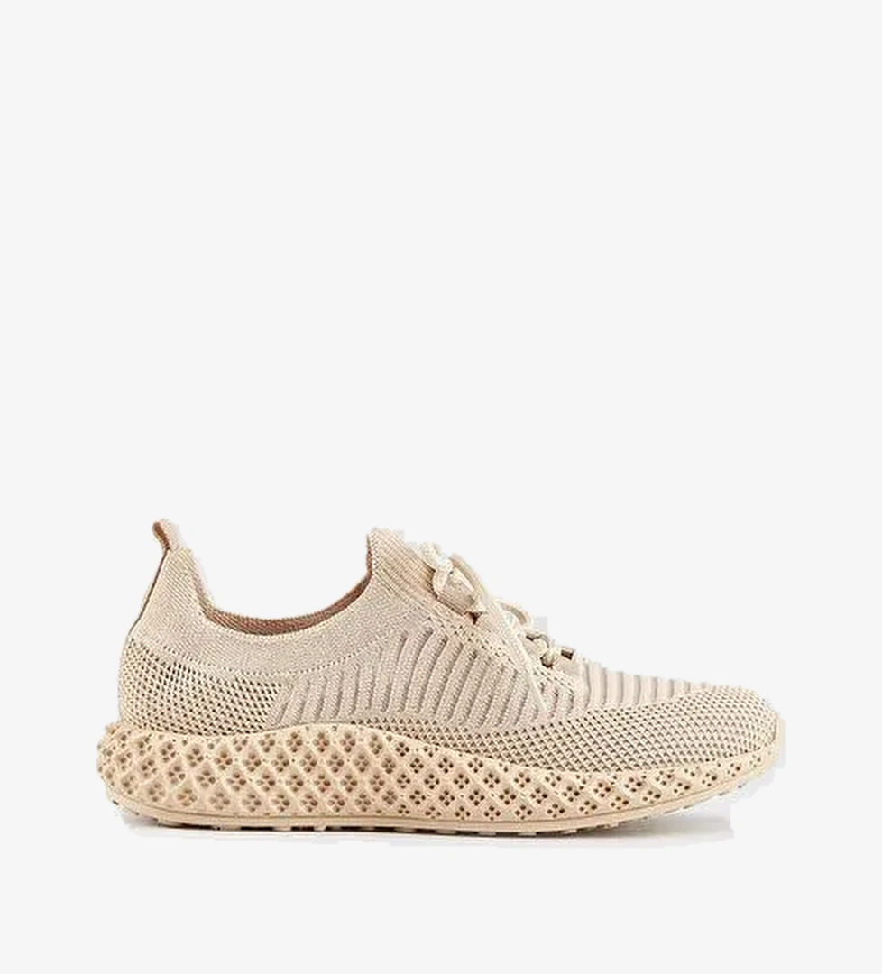 Yumuşak Taban Bej Bağcıklı Yumuşak Tabanlı Kadın Spor Ayakkabı - Görsel 1