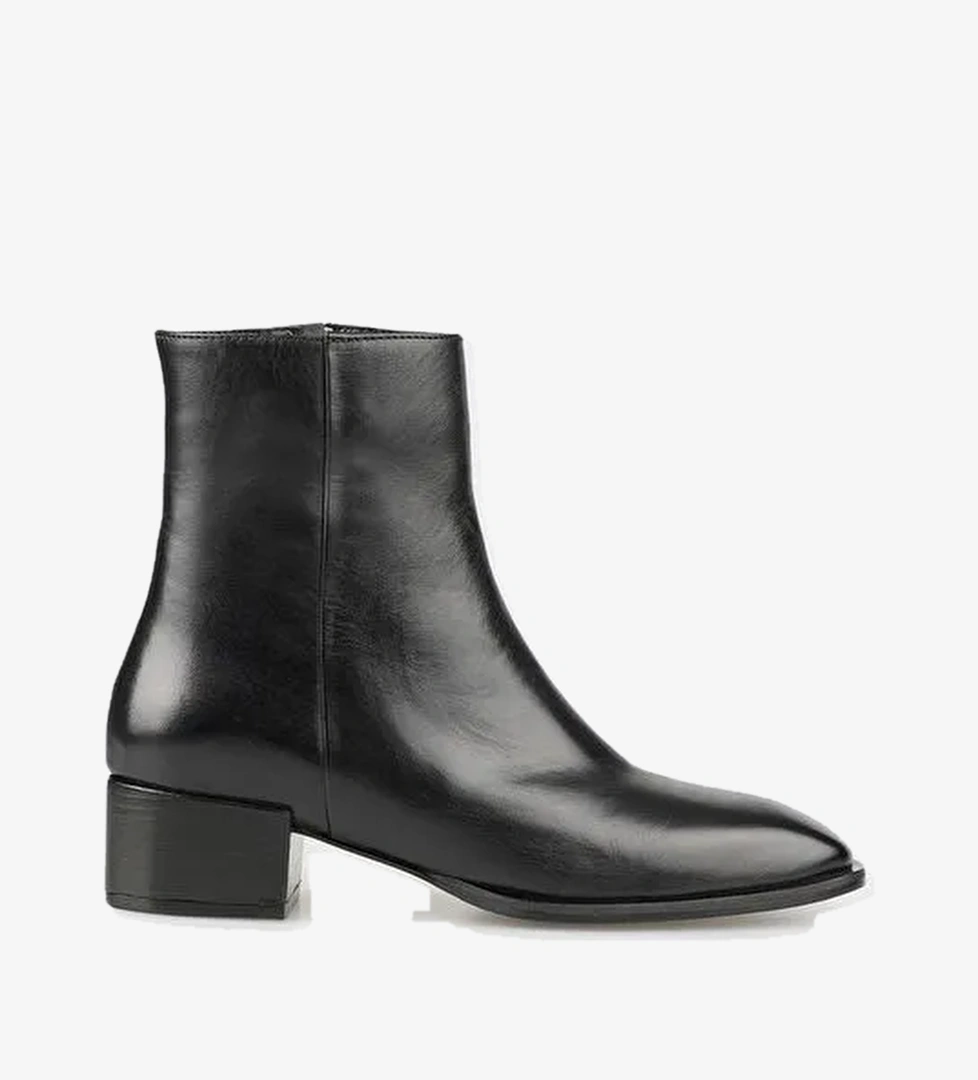 Siyah Deri Kadın Klasik Bot - Görsel 1