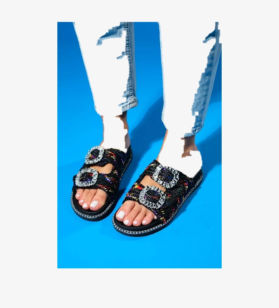 DUNGEON Siyah Renkli Tüvit Çift Bantlı Taş Tokalı Kadın Terlik - Görsel 1